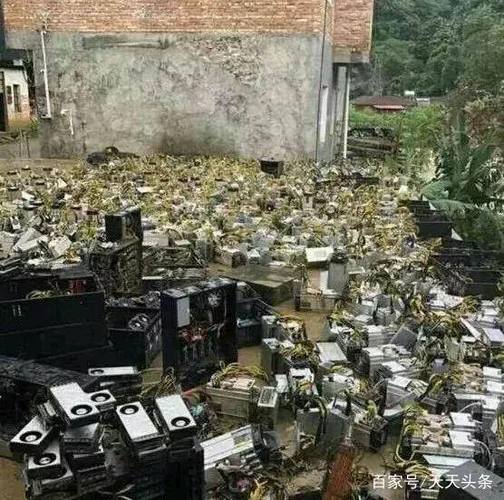 New generation ASIC mining rig demonstrating improved efficiency and hash rates